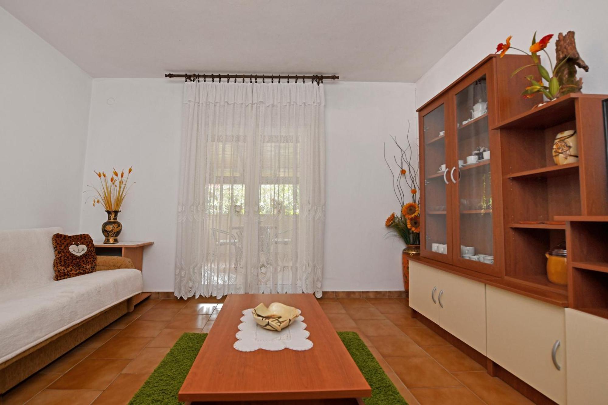 Apartment Slavica Vrvari 波雷奇 客房 照片