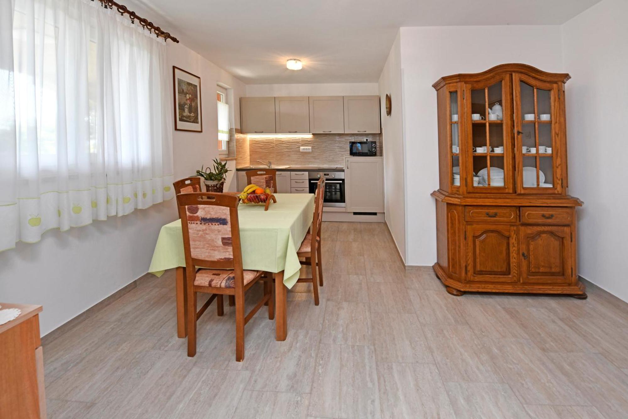 Apartment Slavica Vrvari 波雷奇 客房 照片
